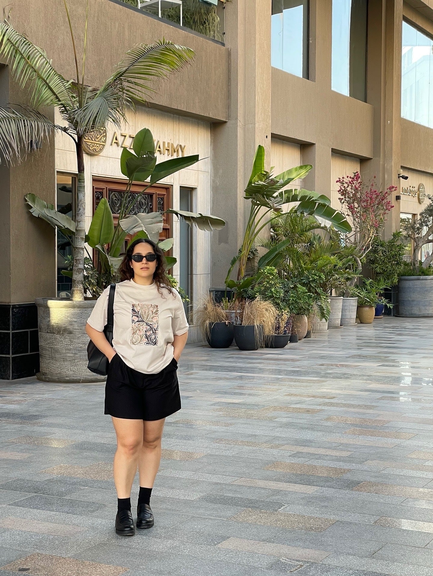 Art Nouveau — Oversized heavy T-shirt