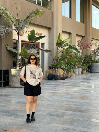 Art Nouveau — Oversized heavy T-shirt